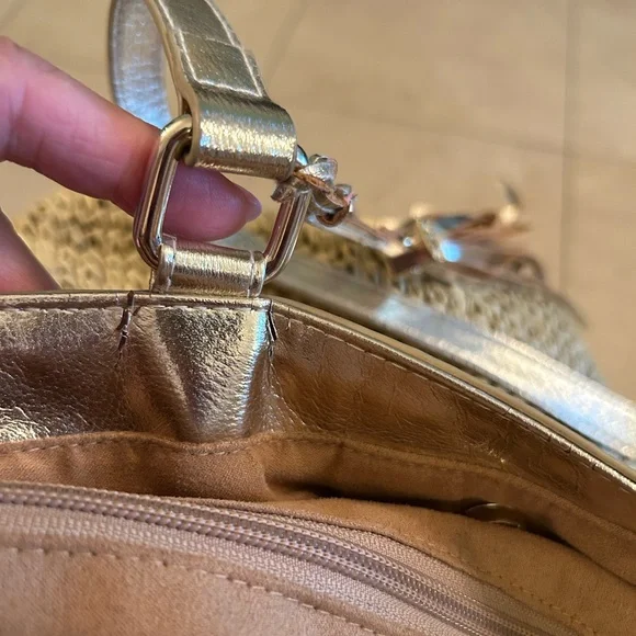 White House Black Market Stylish Gold and Tan Woven Women's Tote Bag - Picture 7 of 13